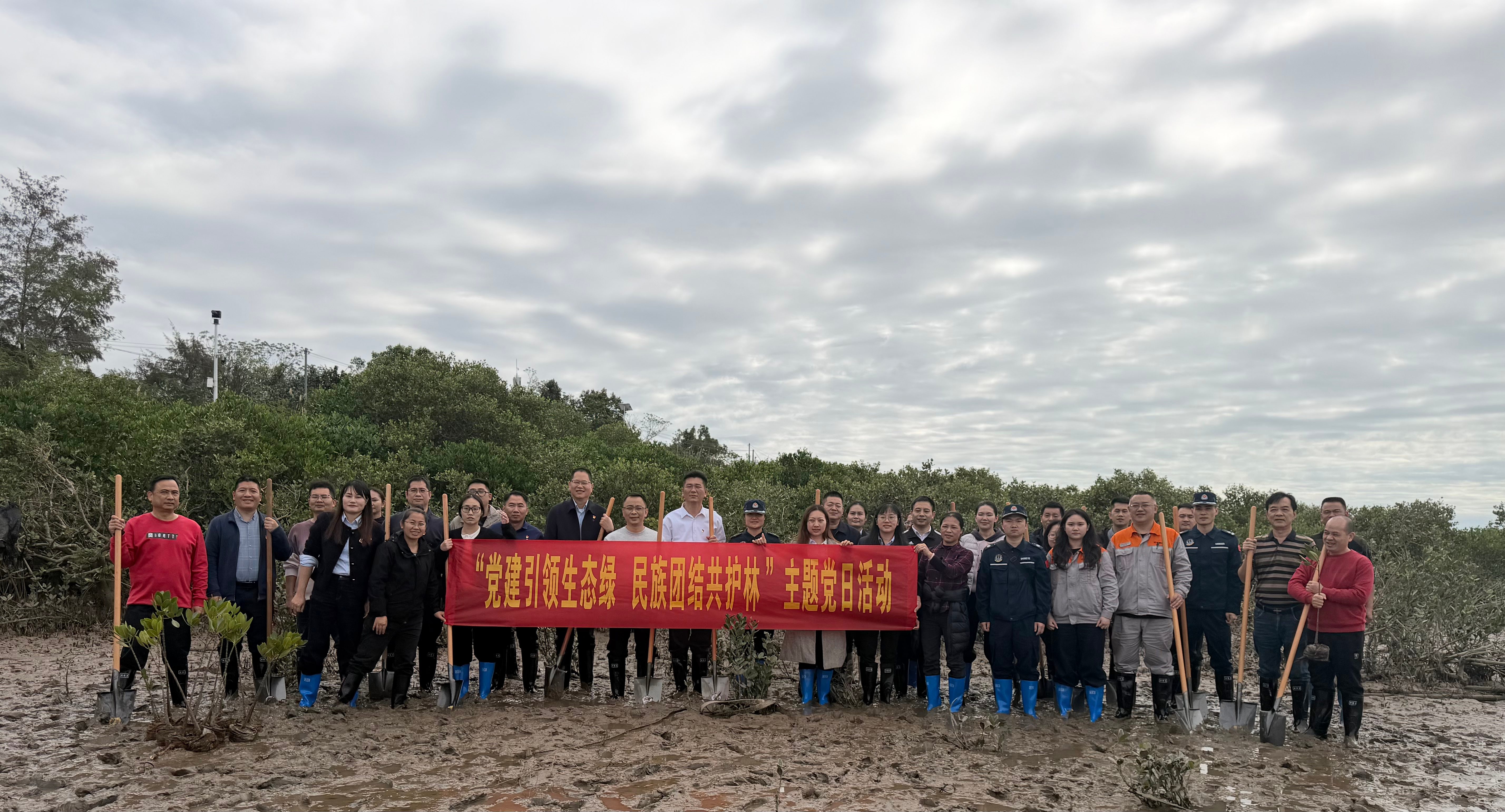 绿色买球(中国)官方网站“森”呼吸 人与自然“林”距离 ——记买球(中国)官方网站公司党委植树节主题党日活动